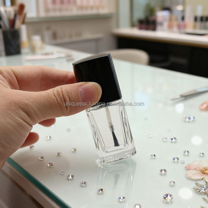 Bouteille de <span class=keywords><strong>vernis</strong></span> à <span class=keywords><strong>ongles</strong></span> en gel UV rectangulaire de 13ml 15ml sur mesure bouteille de <span class=keywords><strong>vernis</strong></span> à <span class=keywords><strong>ongles</strong></span> vide avec capuchon et brosse noirs - Product Image 2