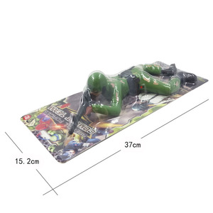 Juguete de Soldado de Camuflaje Escalador de 37cm con Luz Eléctrica y Música para Niños, Juego al Aire Libre - Product Image 1