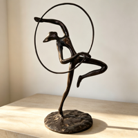 Statue Moderne Femme Dansante en Cuivre, Sculptures Abstraites de Danseuse, Décoration d'Intérieur, Artisanat Métallique Écologique, Durable et Fait Main