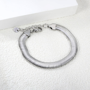 Pulsera de Cadena Plana de Acero Inoxidable Chapada en Oro de 18K, Joyería de Moda Geométrica Unisex - Product Image 4