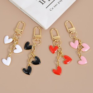 Großhandel Vintage Legierung Metall Herz Schlüsselanhänger <span class=keywords><strong>Bulk</strong></span> Individuelles Logo Letterpress-Druck Luxus Damen Handtaschen-Charm Party-Geschenk - Product Image 3