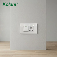 Plaque murale de rénovation, interrupteur d'éclairage LED dissimulé 120 à simple interrupteur avec prise universelle multi-standard à 3 broches, 16A 250V pour chambre à coucher