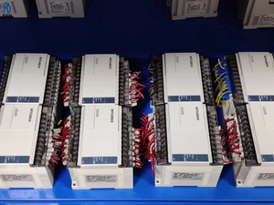 Controlador Lógico Programable PLC FX1S-30MR-001, Módulo de Control de Automatización Industrial, Unidad PLC Compacta con Salida de Relé - Product Image 1