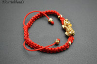 Bracelet chinois en cordon rouge avec nœud, bracelet porte-bonheur Pixu avec breloques plaquées or