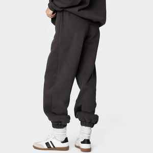 Vêtements de rue Ensemble de pièces d'entraînement Logo personnalisé Sweat à capuche d'entraînement Jogger Survêtement Femmes Surdimensionné Polaire Éponge Survêtement - Product Image 6