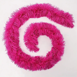 Guirlandes de Noël vert lime, décorations pour arbre de Noël, guirlande suspendue pour arbre de Noël, décorations en plumes artificielles - Product Image 5