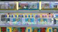 Machine d'arcade à balles volantes Nailong - Jeu de rédemption de capsules à 3 joueurs avec boîte surprise