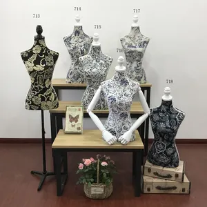 Stoff bezogene weibliche Schaufenster puppe Halbkörper Torso mit Basis Kunststoff Schaufenster puppe Fenster Display Kleid Form