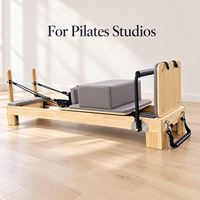 Machine de Pilates Reformer en érable blanc de qualité supérieure avec système de poulies silencieux de qualité commerciale, personnalisable avec logo, pour salles de sport, studios à domicile et usage professionnel