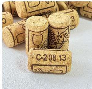 จุกไม้ธรรมชาติสำหรับไวน์แดง แชมเปญ วอดก้า เตกีลา วิสกี้ แบบขายส่งและรับผลิตตามสั่ง - Product Image 3