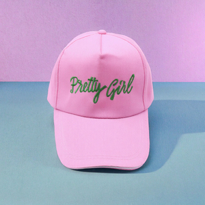 Gorra de Béisbol Vintage Unisex de 5 Paneles, Inspirada en la Hermandad Alpha IVY, Nueva, Moderna, 100% Algodón, en Tonos Rosa y Verde - Product Image 3