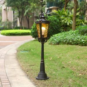 Iluminación LED de Jardín de Estilo Europeo Retro, Poste Recto de Aluminio para Áreas Peatonales, Iluminación de Paisaje con Sensor de Luz, IP65, CA - Product Image 3
