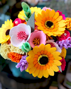 Bouquet de fleurs artificielles en feutre de <span class=keywords><strong>laine</strong></span> doux, fait main, durable, personnalisable, pour la décoration intérieure, prix d'usine, vente en gros - Product Image 4
