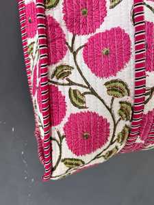 Bolso Tote Acolchado de Algodón con Estampado de Bloques, Hecho a Mano, Ligero, Lavable, Elegante, para Viajes, Compras, Bolso de Hombro - Product Image 4