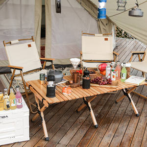 Table pliante rectangulaire Xinda en bois de hêtre pour 4 personnes, portable, en bois massif, pour le camping et les pique-niques - Product Image 2