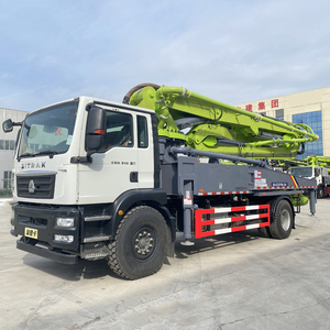 Camion pompe à béton SITRAK, flèche de 30 m, système hydraulique diesel, couleur verte - Product Image 1