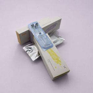 Remplisseur dermique injectable pour le traitement des rides et le remodelage des lèvres et du visage - Product Image 1