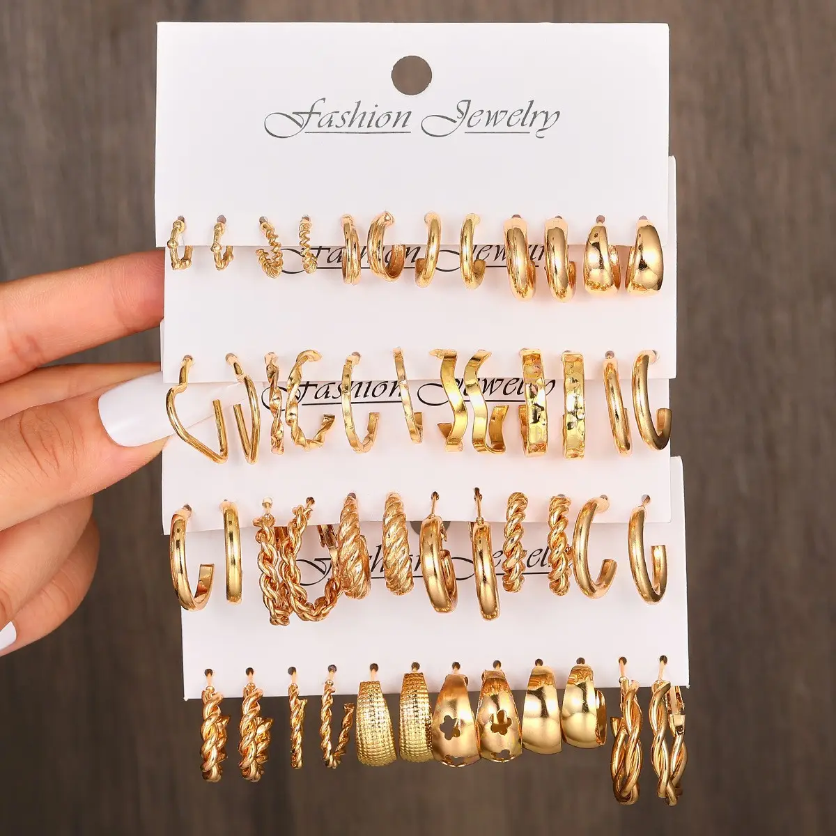 Daihe Nieuwe Mode Parel Kristal Gouden Hoepel Oorbellen Set Metalen Cirkel Meerlagige Wave Kwastjes Sieraden Oorbel Voor Vrouwen