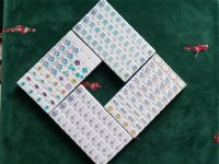 Tuiles de Mahjong en Acrylique Vert Perle à Quatre Couches avec Motifs Floraux Violets et Lanternes d'Oiseaux pour Jeu de Table Domestique Intérieur