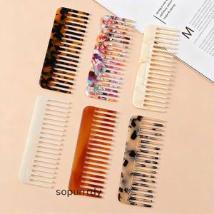 Peigne à <span class=keywords><strong>cheveux</strong></span> personnalisé avec logo, cadeau personnalisé pour demoiselle d'honneur, souvenir de mariage gravé, peigne pour lisser les <span class=keywords><strong>cheveux</strong></span>, peigne de voyage de luxe - Product Image 4