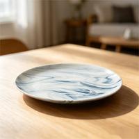 Assiettes de présentation en céramique de luxe modernes pour hôtels haut de gamme, assiettes de dîner classiques en porcelaine pour mariages et événements majeurs