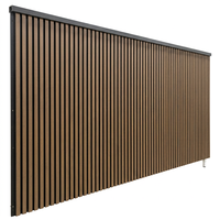 Panneau mural WPC texturé 3D, revêtement composite imperméable pour l'extérieur, pour la décoration des murs extérieurs commerciaux, installation facile