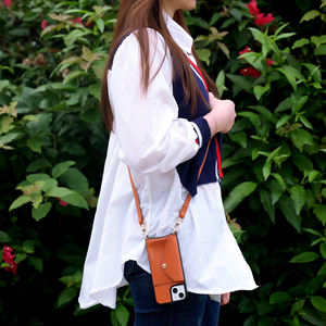 กระเป๋าหนัง Saffiano veagn หรูหรามีช่องใส่บัตรกระเป๋าใส่โทรศัพท์มือถือโลโก้ที่กำหนดเองสำหรับ iPhone 16 15 <span class=keywords><strong>PRO</strong></span> MAX เคสพร้อมสายคล้อง - Product Image 1