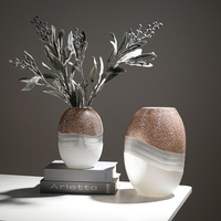 Vase en verre cristal transparent texturé givré de luxe nordique, récipient à fleurs personnalisé pour la décoration intérieure, décoration de bureau, vente en gros