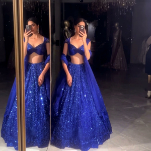 Ensemble Lehenga Choli tendance bleu roi à sequins, tenue de soirée de créateur, Lehenga indien avec dupatta, pour mariage et occasions festives - Product Image 2