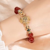 Nouveau Bracelet Élégant pour Femme en Laiton Plaqué Or avec Faux Perles et Zircons, Breloque Tendance Petit Éléphant, Style Mariage et Instagram