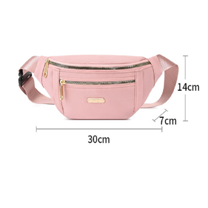 Sac banane tendance pour femme en tissu Oxford, sac de poitrine à bandoulière avec fermeture éclair métallique dorée, poche avant, large sangle réglable et boucle à pression rapide - Product Image 2