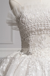 Ruolai ZW05100 magnifique <span class=keywords><strong>robe</strong></span> <span class=keywords><strong>de</strong></span> bal en dentelle sans bretelles appliques <span class=keywords><strong>robe</strong></span> <span class=keywords><strong>de</strong></span> <span class=keywords><strong>mariée</strong></span> à lacets - Product Image 4