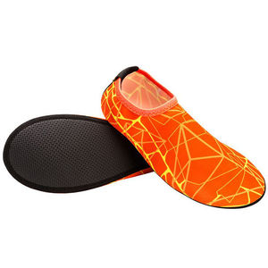 Hommes Femmes Enfants <span class=keywords><strong>Chaussures</strong></span> de plage <span class=keywords><strong>Pieds</strong></span> nus Séchage rapide Aqua Chaussettes <span class=keywords><strong>Chaussures</strong></span> de natation - Product Image 4