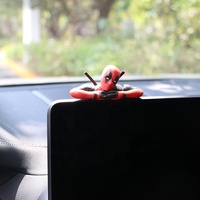 Figura de Acción de Deadpool Estilo Anime en Postura Sentada Modelo Mini Muñeco X-Men Decoración para Coche Colección Marvel Juguete para Niños