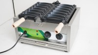 Fabricant de gaufres en forme de banane en gros équipement de collation machine à gaufres électrique antiadhésive à 6 bananes farcies