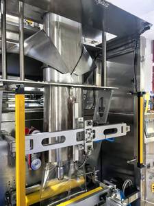 Máquina VFFS Automática para Aceite <span class=keywords><strong>de</strong></span> Semilla <span class=keywords><strong>de</strong></span> Uva <span class=keywords><strong>de</strong></span> Gran Volumen con Tolva <span class=keywords><strong>de</strong></span> Calentamiento y Agitación, Sellado Trasero, Solución Personalizada - Product Image 6