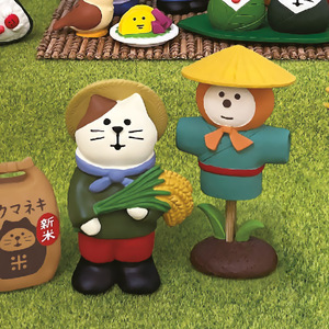 Japanese ZAKKA Cat Themed Resin Craft Ornaments Handmade Animal Shape Home Decoration Gift Set - Product Image 2