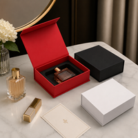Boîte de présentation rigide en papier avec fermeture magnétique personnalisée et insert en EVA protecteur pour bijoux, cosmétiques et cadeaux promotionnels
