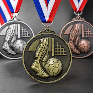 Medallas de Fútbol Personalizadas con Logotipo, Medallas Deportivas de Aleación de Zinc al por Mayor, Medalla de Fútbol con Cinta para Torneos de Clubes, de Fábrica - Product Image 3