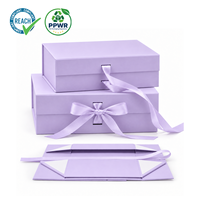 Boîte cadeau magnétique pliable haut de gamme avec logo personnalisé, emballage en carton de luxe pour vêtements de mode avec fermeture à ruban