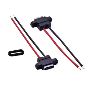 Connecteur <span class=keywords><strong>USB</strong></span> Type C à verrouillage par vis noire Câble de charge Câble d'extension de prise <span class=keywords><strong>USB</strong></span> C à montage sur panneau - Product Image 4