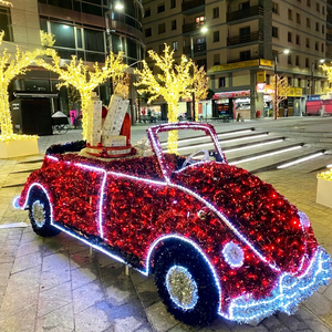 Lumières de Noël à thème automobile : transformez les centres commerciaux, les parcs et les hôtels en attractions photographiques festives et ludiques pour les familles - Product Image 1