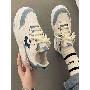 Scarpe Sportive Casual da Donna alla Moda con Suola Morbida, Soletta in PU a Forma di Stella, Sneakers Assorbenti Leggere e Confortevoli con Ammortizzazione - Product Image 1