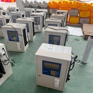 Machine de remplissage automatique DEF pour le remplissage d'AUS32 avec contrôle réseau - Product Image 6