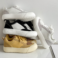 Chaussures de skateboard à plateforme pour hommes, en maille et daim patchwork, sneakers à bout large, semelle épaisse, rehaussantes, décontractées