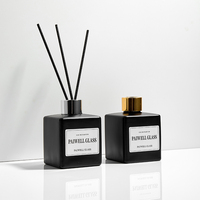 Bouteilles diffuseurs en verre carrées personnalisées en gros, 50ml, 100ml, 150ml, 200ml, noires, avec bâtonnets diffuseurs