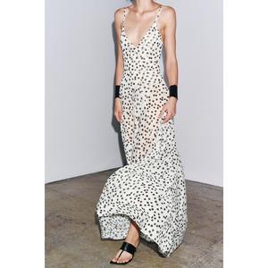 2025 été vacances Style tenue décontractée col <span class=keywords><strong>en</strong></span> v a-ligne ourlet longue robe avec mince Spaghetti sangle à la mode pour <span class=keywords><strong>Vogue</strong></span> Design - Product Image 2