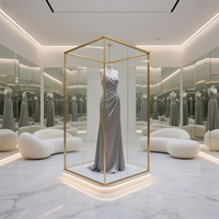 Porte-robe de mariée professionnel moderne en métal robuste, lavable, réglable en hauteur, support de présentation de vêtements industriel à base large