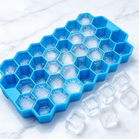 Bac à glaçons peu encombrant pour la maison et les bars, 37 compartiments, en silicone, avec plusieurs couleurs au choix