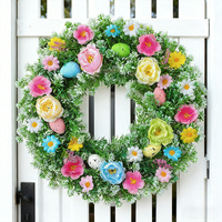 Guirlande de fleurs artificielles mixtes faites à la main de 35 à 55 cm, guirlande de printemps avec verdure et sphères décoratives pour la décoration murale de la porte d'entrée